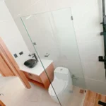 Baño secundario de una casa en venta en Puerto Plata, República Dominicana.