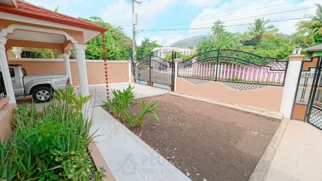 Casa amplia en venta en Puerto Plata