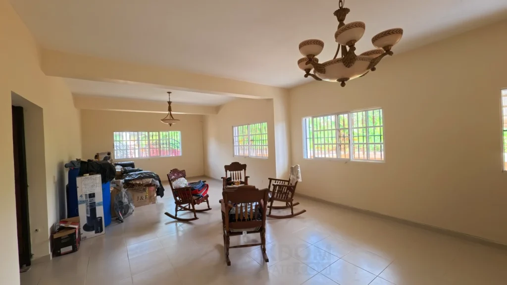 Casa amplia en venta en Puerto Plata