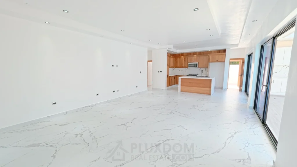 Sala de estar de una casa en venta en Puerto Plata, República Dominicana.
