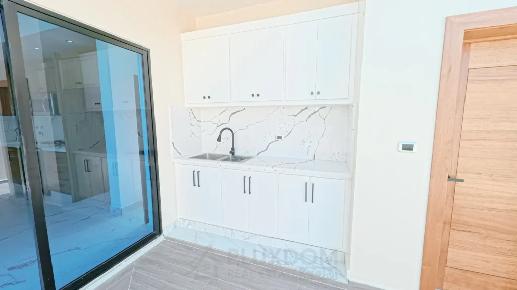 Terraza de una casa en venta en Puerto Plata, República Dominicana.