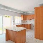 Comedor de una villa en venta en Puerto Plata, República Dominicana.