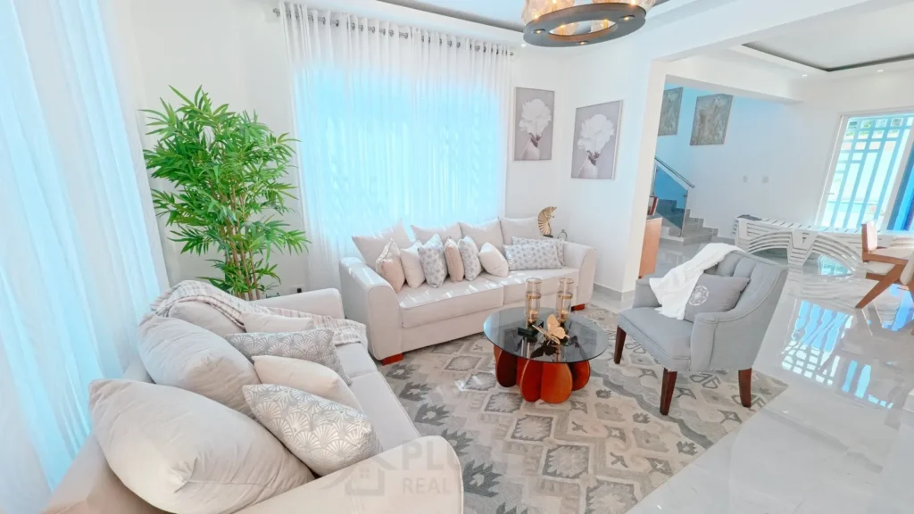 Sala de estar de una villa en venta en Puerto Plata, República Dominicana.