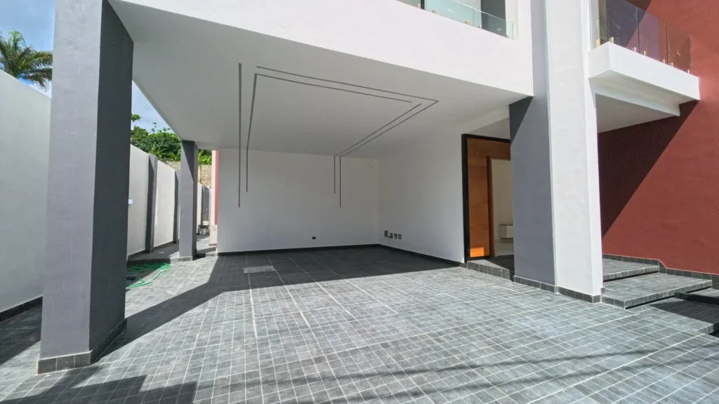 Marquesina de una villa en venta en Puerto Plata, República Dominicana.