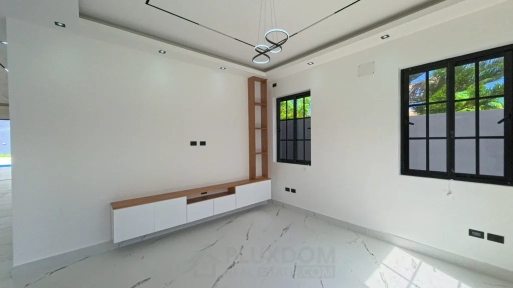 Sala de estar de una villa en venta en Puerto Plata, República Dominicana.