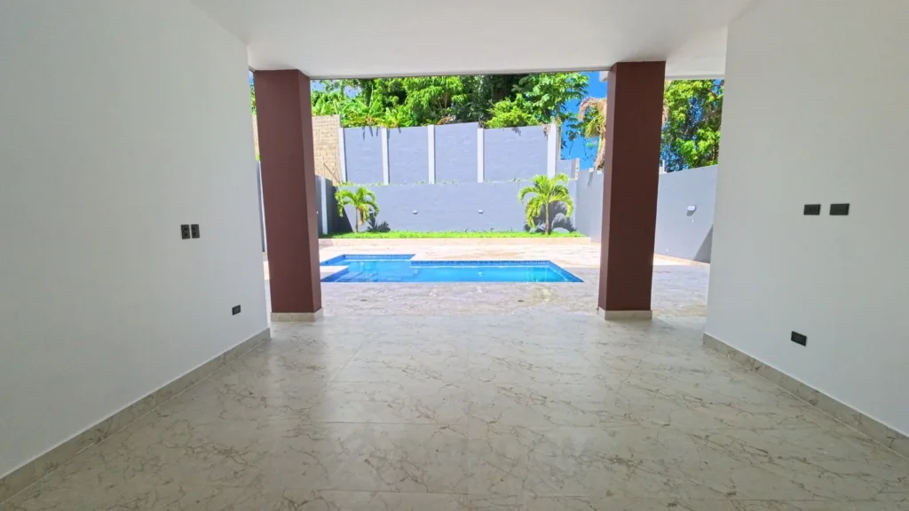 área social de una villa en venta en Puerto Plata, República Dominicana.
