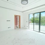Habitación principal de una villa en venta en Puerto Plata, República Dominicana.