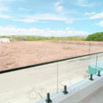 Balcón de una villa en venta en Puerto Plata, República Dominicana.