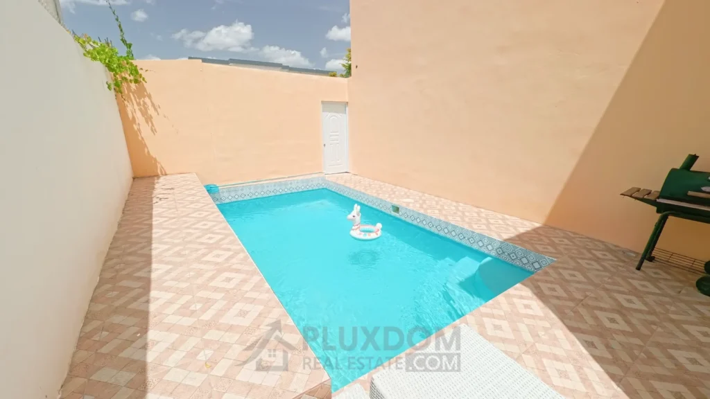 Villa moderna con piscina en venta en Puerto Plata