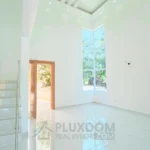 Sala de estar de una villa en venta en Puerto Plata, República Dominicana.