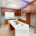 Cocina de una villa en venta en Puerto Plata, República Dominicana.