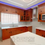 Cocina de una villa en venta en Puerto Plata, República Dominicana.